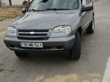 Chevrolet Niva 2005