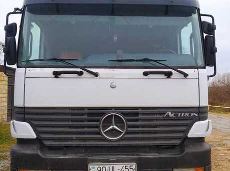 Mercedes Actros 2540