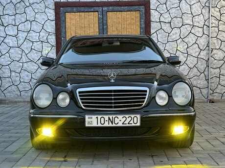 Mercedes E 220 2000
