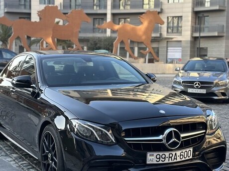 Mercedes E 220 2016