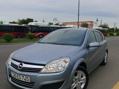 Opel Astra 2007