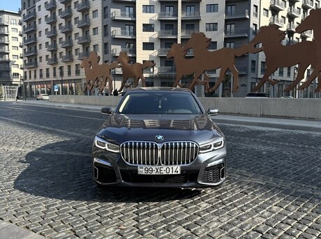 BMW 740 2019