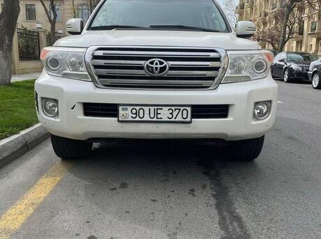 Toyota Land Cruiser 2013