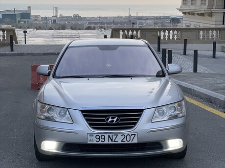 Hyundai Sonata 2009