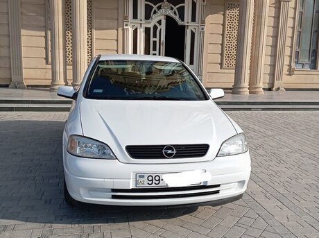 Opel Astra 2005