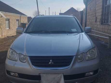 Mitsubishi Airtrek 2001