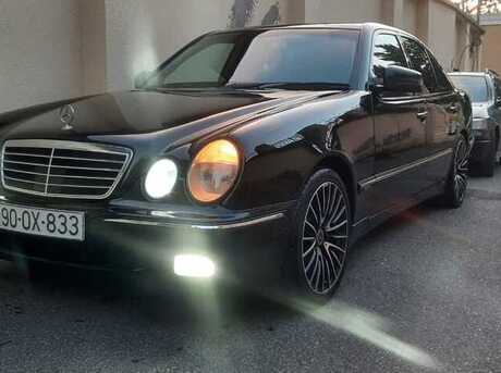 Mercedes E 220 2000