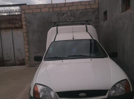 Ford Courier 2000