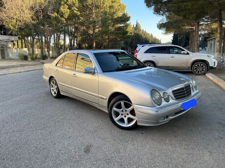 Mercedes E 240 2000
