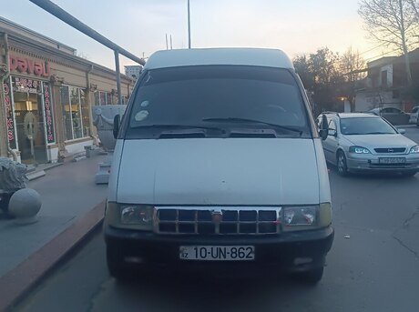 GAZ 2705 2000