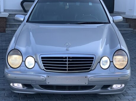 Mercedes E 320 2001
