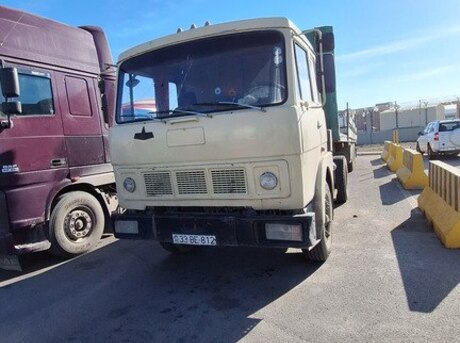 MAZ 54323 1989