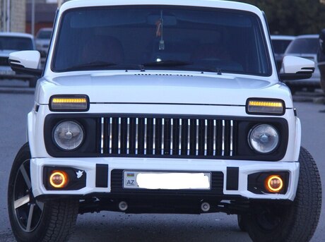 LADA (VAZ) Niva 2012