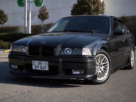 BMW 320 1993