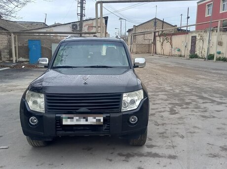 Mitsubishi Pajero 2007