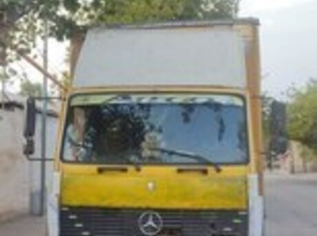 Mercedes 814 D 1992