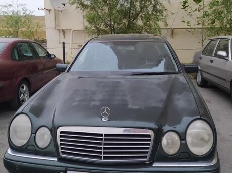 Mercedes E 240 1998