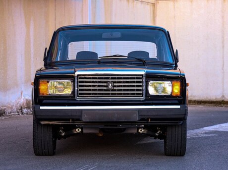LADA (VAZ) 2107 2010