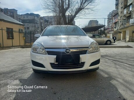Opel Astra 2009