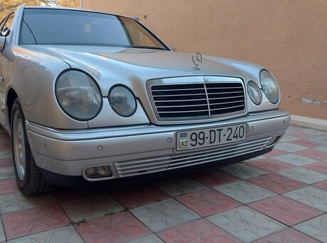 Mercedes E 240 1998