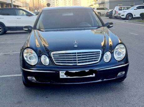 Mercedes E 220 2004