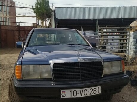 Mercedes 190 1990