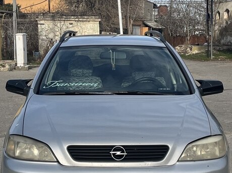 Opel Astra 2000