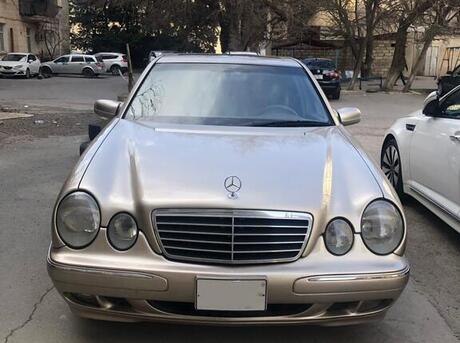 Mercedes E 320 2000