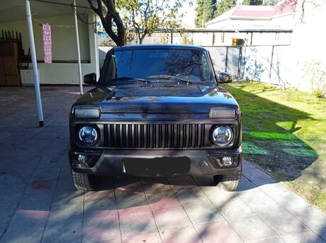 LADA (VAZ) Niva 2015