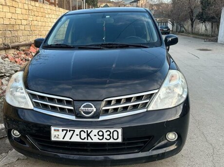 Nissan Tiida 2011