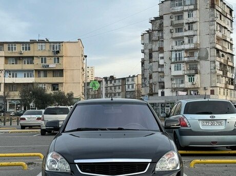 LADA (VAZ) Priora 2017