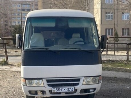 Mitsubishi Rosa 2009