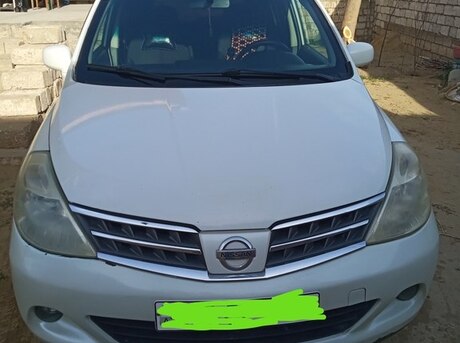 Nissan Tiida 2008