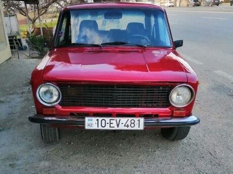 LADA (VAZ) 21011 1984