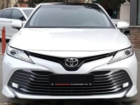 Toyota Camry 2019