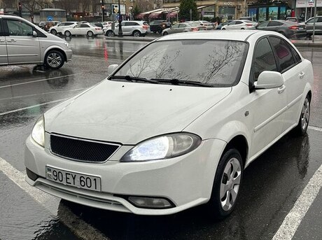 Daewoo Gentra 2014