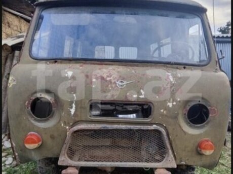UAZ 452 1983