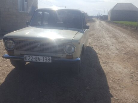 LADA (VAZ) 21011 1981