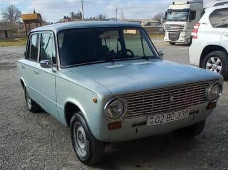 LADA (VAZ) 21011 1983
