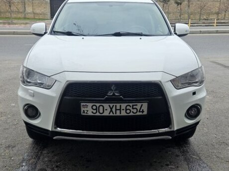 Mitsubishi Outlander 2010