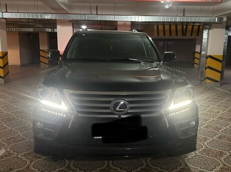 Lexus LX 570 2012