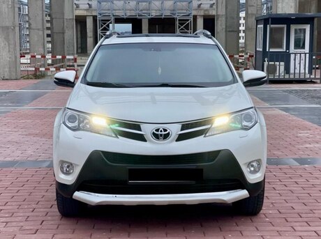 Toyota RAV4 2015