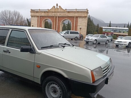 LADA (VAZ) 21099 2000