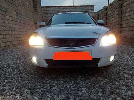 LADA (VAZ) Priora 2013