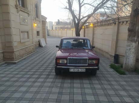 LADA (VAZ) 2107 2004