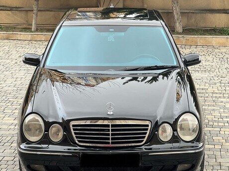 Mercedes E 240 2000