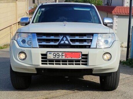 Mitsubishi Pajero 2013