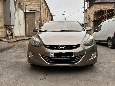 Hyundai Elantra 2012