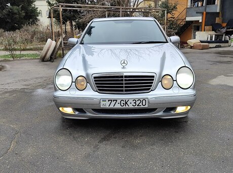 Mercedes E 240 2000