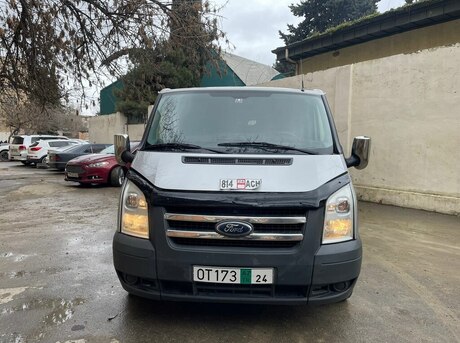 Ford Transit 2011